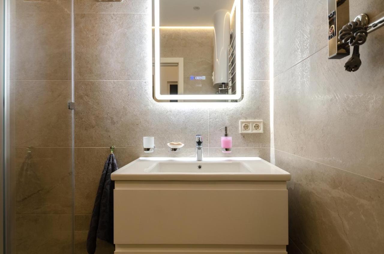 Mini-Smart 1 Apartamento Kiev Exterior foto